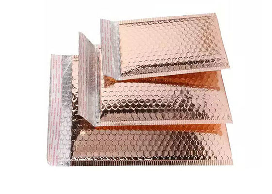 Metalowe koperty wysyłkowe Poly Bubble z niezawodnym paskiem samoprzylepnym
